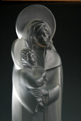 LARGE LALIQUE CRYSTAL MADONNA AND CHILD / VIRGIN MARY AND BABY