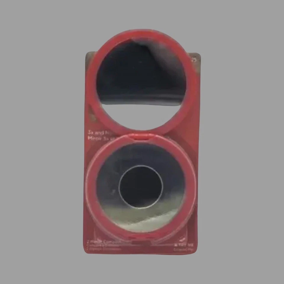 Revlon WW84 Wonder Woman Lot  of 2 3x & Normal Zoom Mirror Compact New, Carded - Image 4 of 4