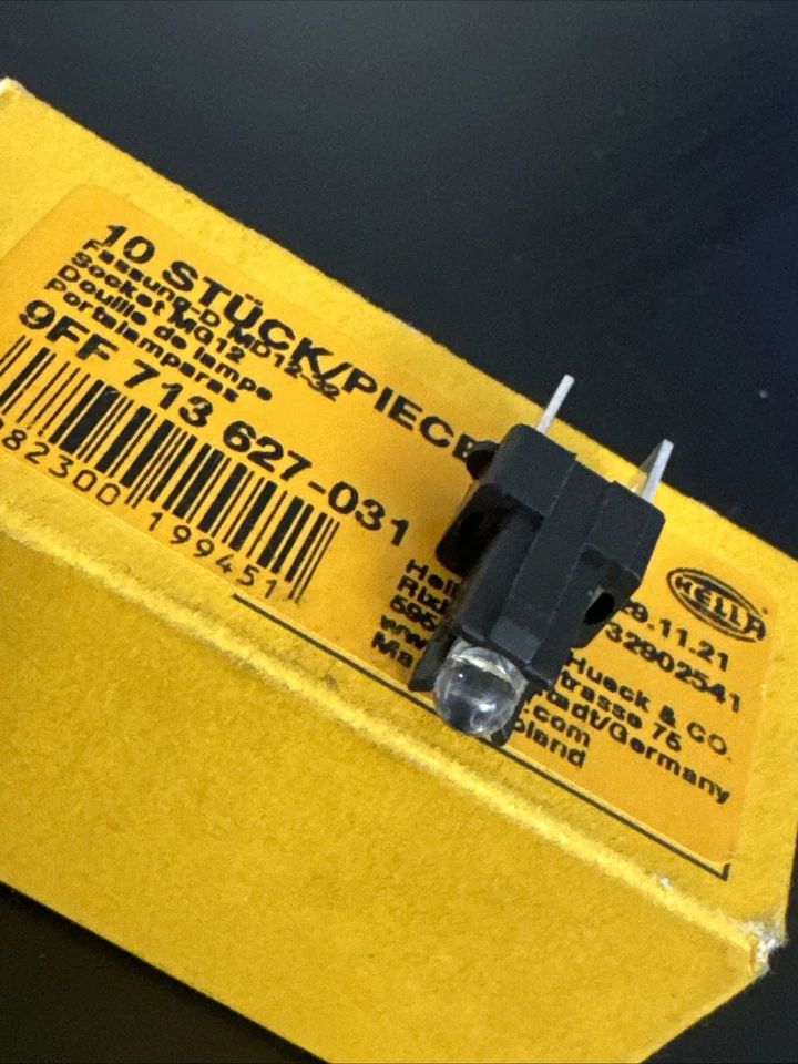 Hella 灯泡插座 - 12/24V - LED 9FF713627-031p — 第 4/4 张图片