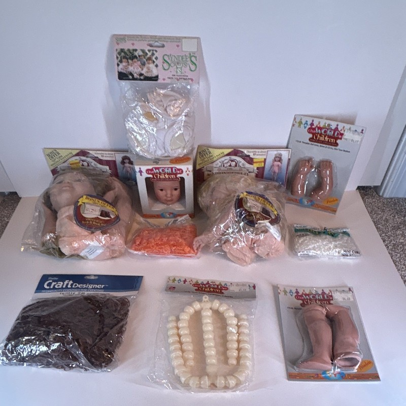 1970-1980s Collectible Dolls and Parts (2 Complete Dolls Sealed) Antique collect