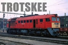 35mm Slide MAV Hungary Railways Diesel Loco M62 122 1993 Original