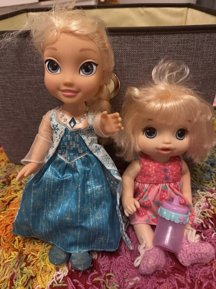 Baby Alive and Light up Elsa plus brushes and bands for hair styling - Image 4 of 4