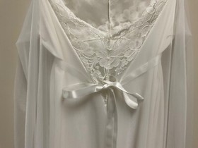 VINTAGE Vanity Fair 34 Ivory Peignoir Gown & Robe Set Lingerie Adj Bustline