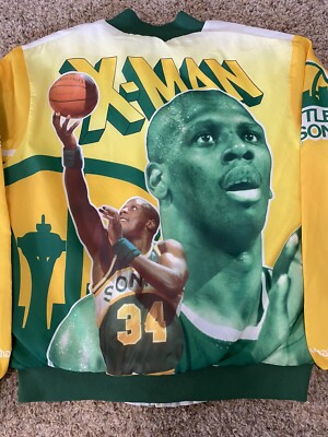 Vintage Xavier McDaniel X-Man Seattle Supersonics Chalk Line