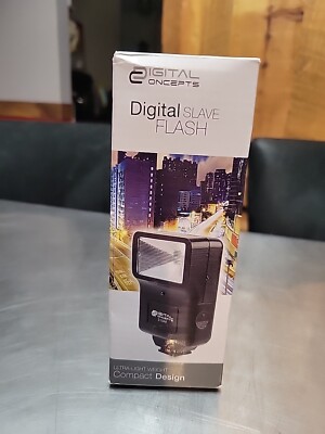 Digital Concepts 319AF Mount Flash For Digital SLR Camera    NOS   