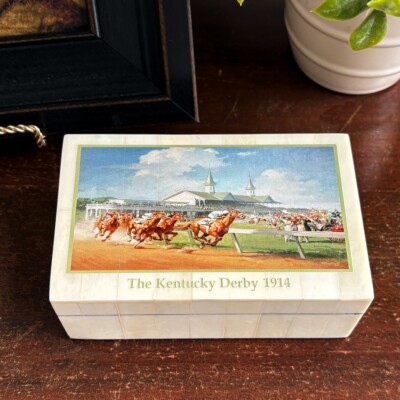 5-1/4'' Kentucky Derby 1914 Printed Bone Box, Equestrian Decor