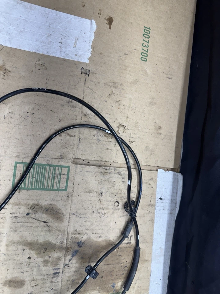 13-18 KAWASAKI NINJA ZX6R FRONT Rear BRAKE ABS SENSOR - Image 3 of 4