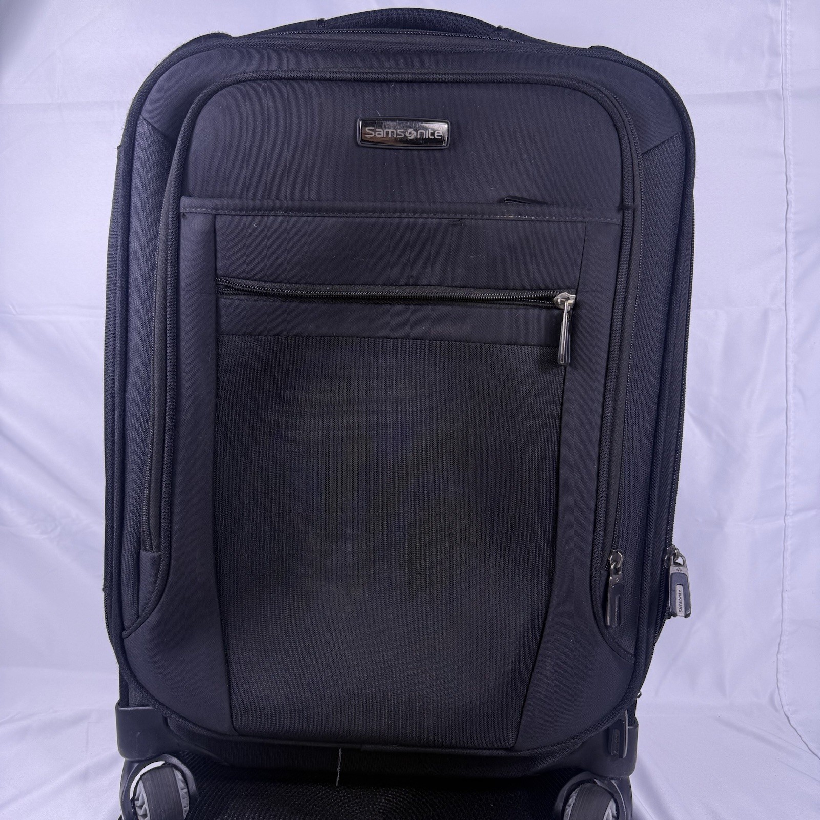 Used Samsonite Black Rolling Carry On Bag Travel Carrier Bag