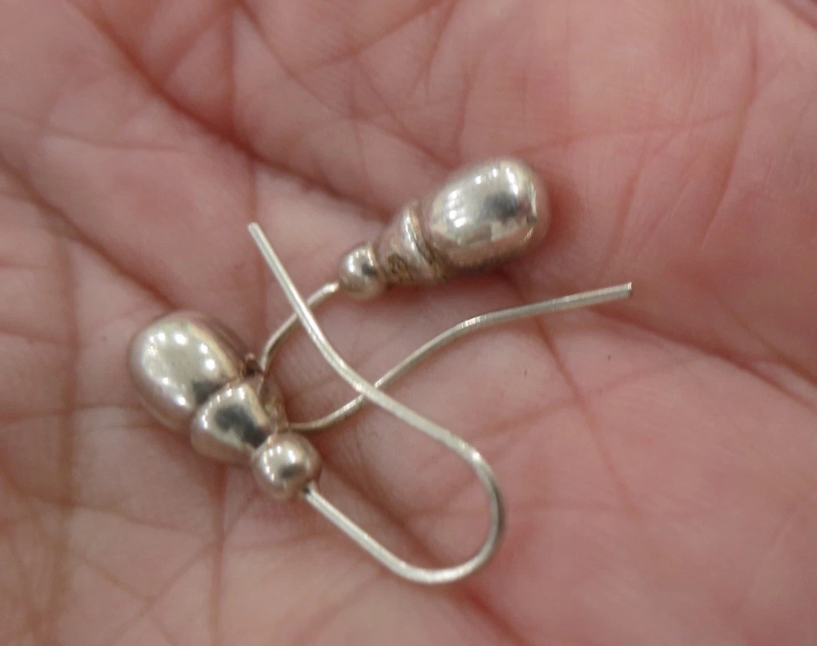 Sterling Silver  loop  Earring one pair - image 1
