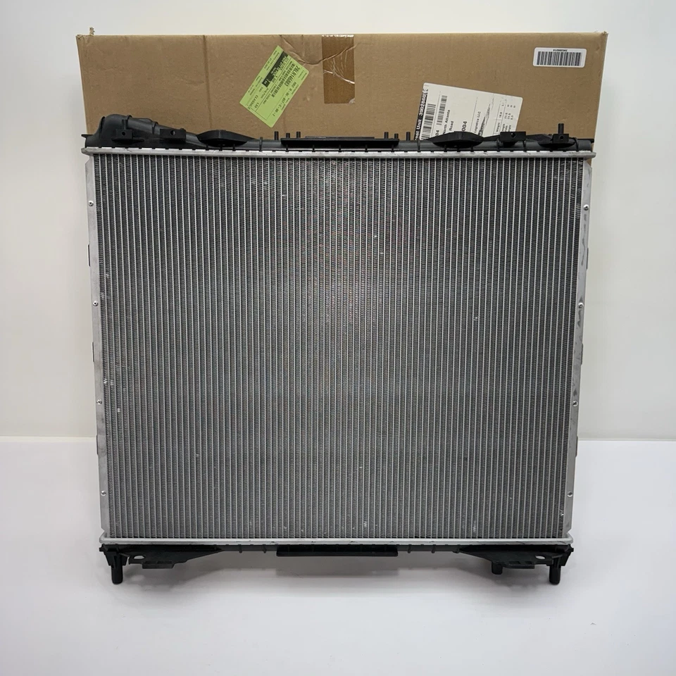 Radiador deportivo Range Rover 3.0 5.0 para Land Rover Discovery 2014-2020 2014-2020 Foto 4 de 4