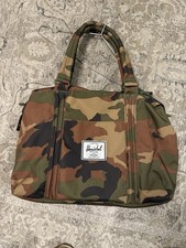 Herschel strand diaper bag Camo