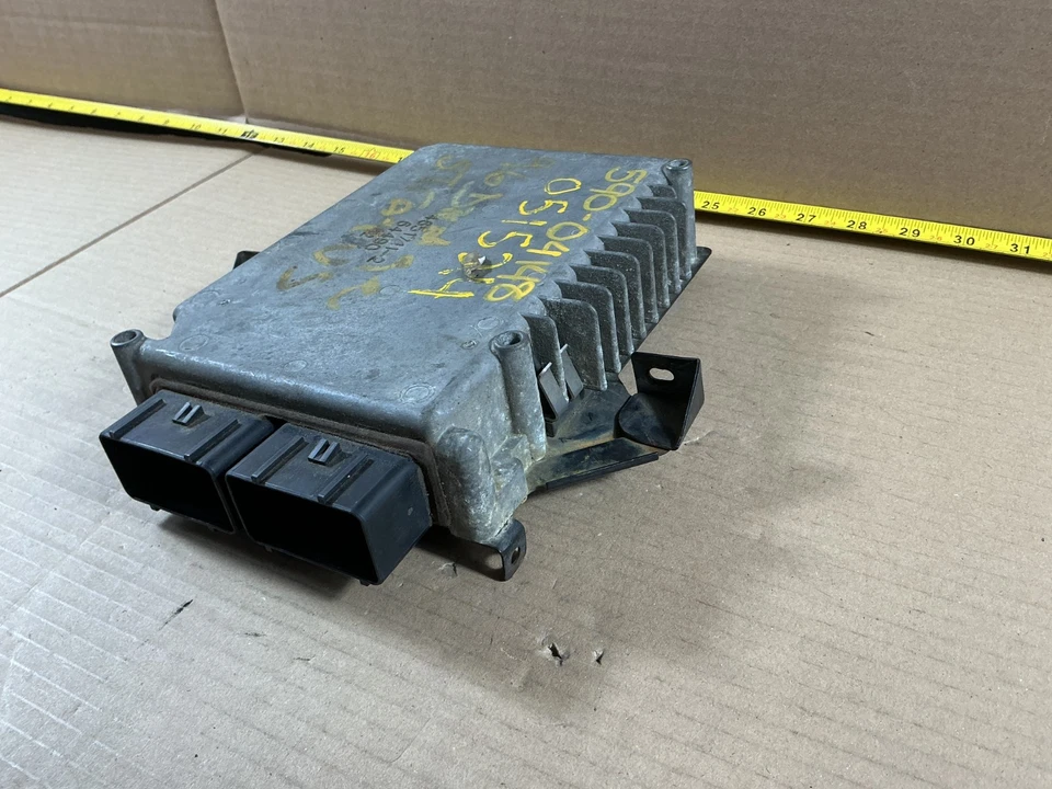 Módulo de controle de motor Dodge Stratus 1996 - 2000 ECU 04606205, P04606205 - Imagem 2 de 4
