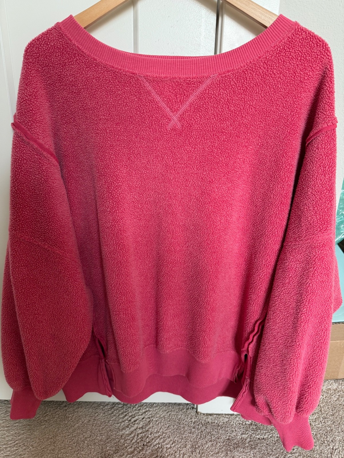 AMERICAN EAGLE Seriously Huggable Red Fleece Over… - image 1