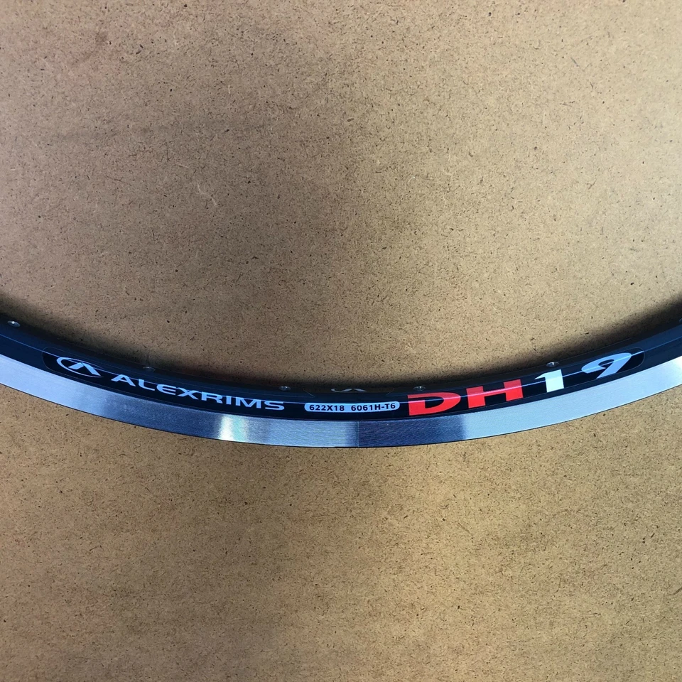New ALEXRIMS DH19 Alloy Rim 700C (622x18) 14G 36H SV CSW Black - Image 2 of 2