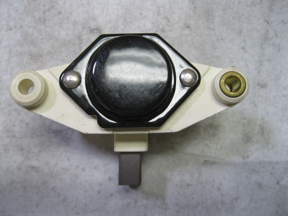 Standard Motor Products VR-179 Voltage Regulator - Image 3 of 4