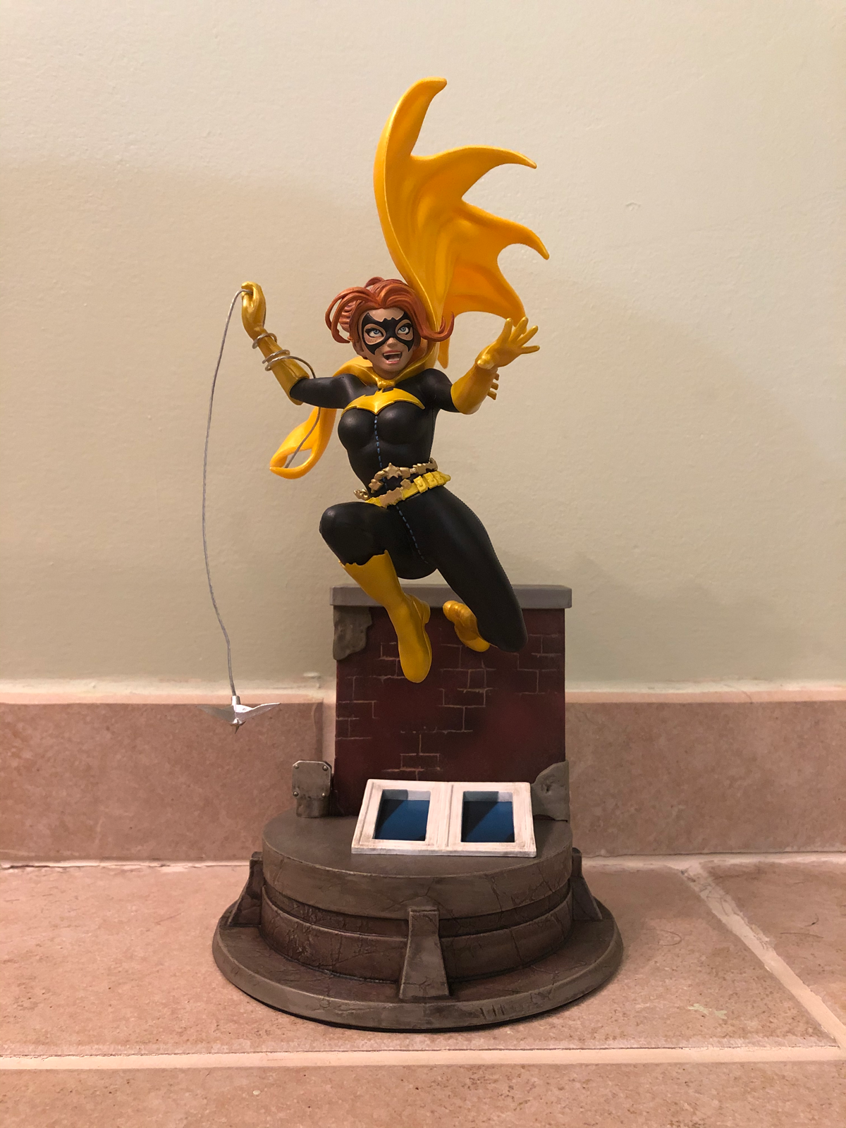 nightwing statue gamestop