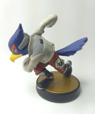 Nintendo Falco Lombardi Figure Super Smash Brothers Star Fox Amiibo