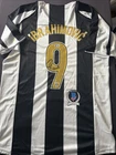 Zlatan ibrahimovic signed autograph AUTO SOCCER  jersey BECKETT BAS COA - R04