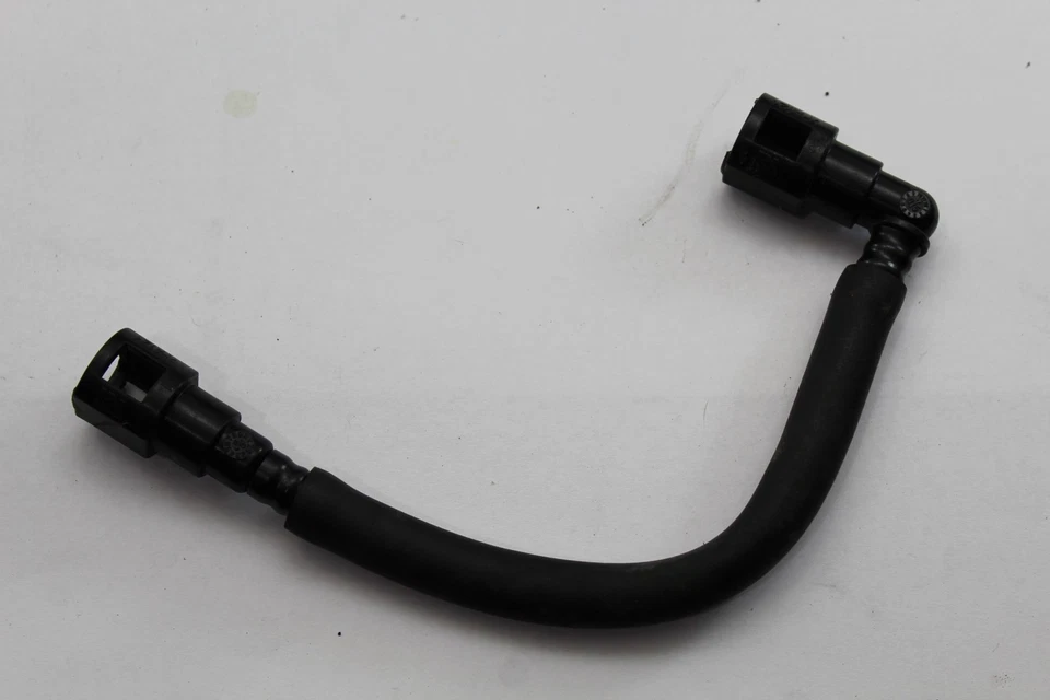 06 07 GSXR 600 / 750  FUEL HOSE GAS LINE TUBE PIPE - *NICE* - Image 2 of 2