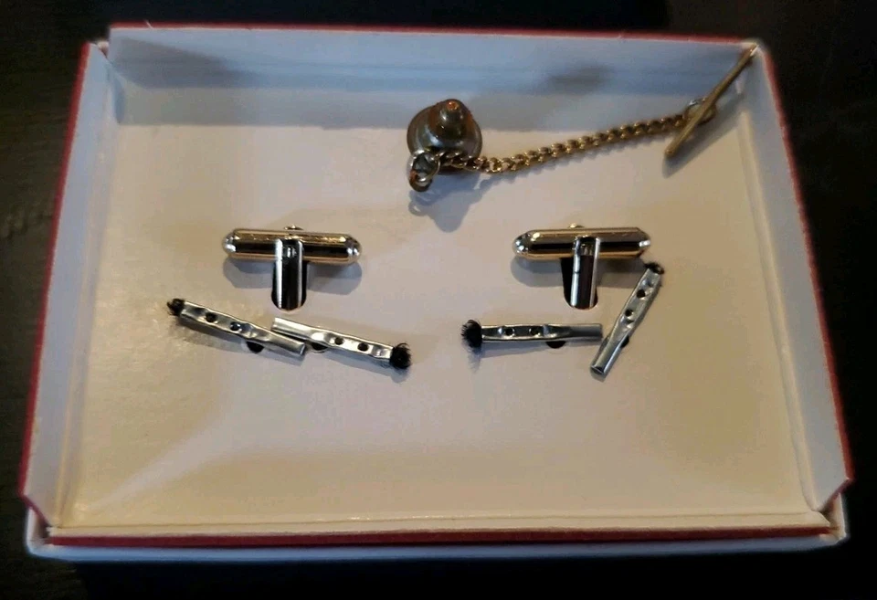 Juego de gemelos y pasadores de solapa Chevrolet/Chevy vintage años 70 con caja Foto 4 de 4