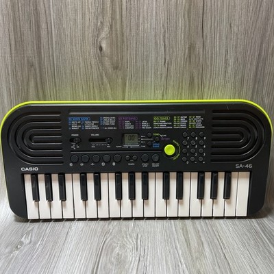 Casio SA-46 32-Key Mini Electronic Keyboard Black Green Battery Powered