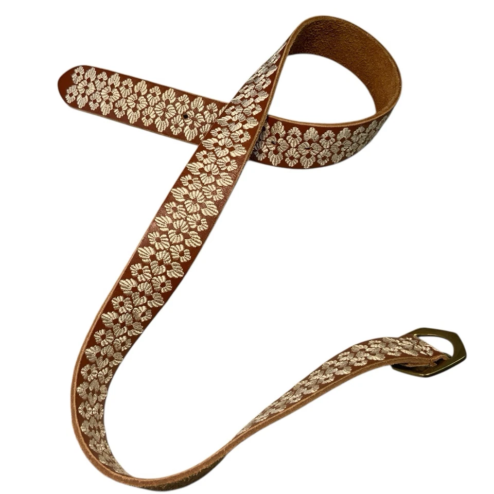 Женский коричневый кожаный ремень Lucky Brand маленький 31–35 дюймов с вышивкой цвета слоновой кости вестерн - Изображение 2 из 4