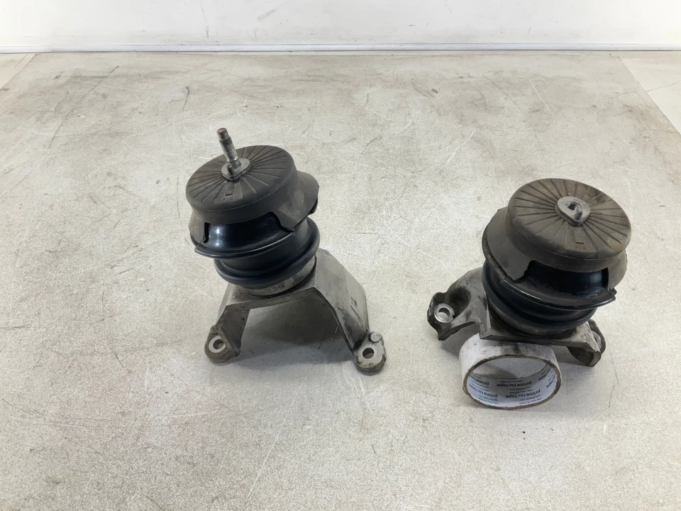 13 par de suporte de montagem de motor INFINITI FX37 3,7L - Imagem 2 de 4