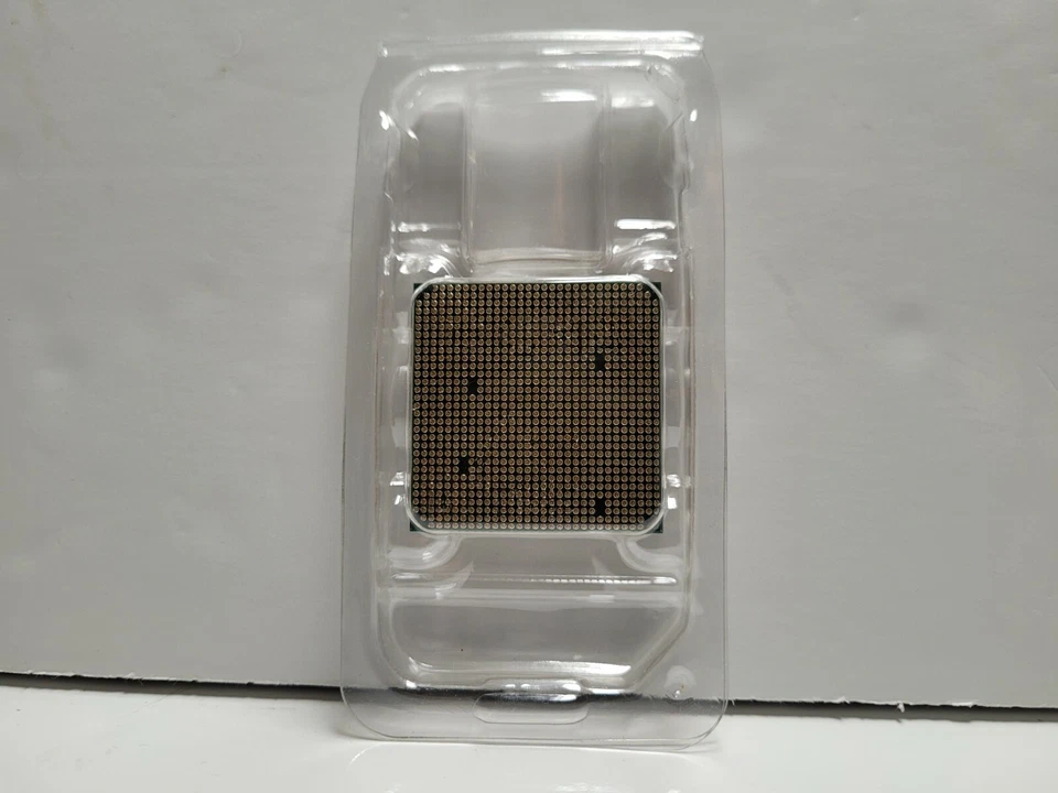 AMD FX-8350 Black Edition 4GHz Octa-Core CPU Processor FD8350FRHKHBX - Image 2 of 4