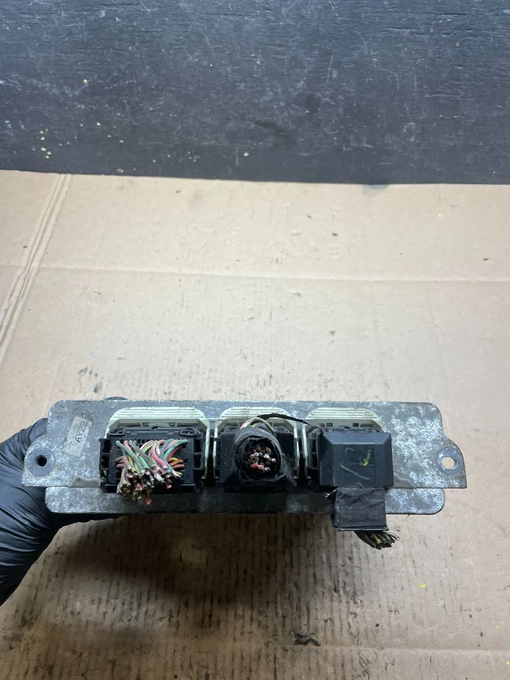 2006 福特 E150 E250 5.4L 发动机控制模块 6C2A-12A650-AC R4139 DG — 第 2/4 张图片