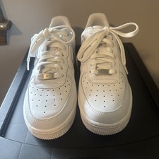 Womens Size 8.5 - Nike Air Force 1 Low White ...