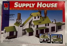 HO Life-Like Supply House kit in original box, #1398 box isn’t plastic wrapped 