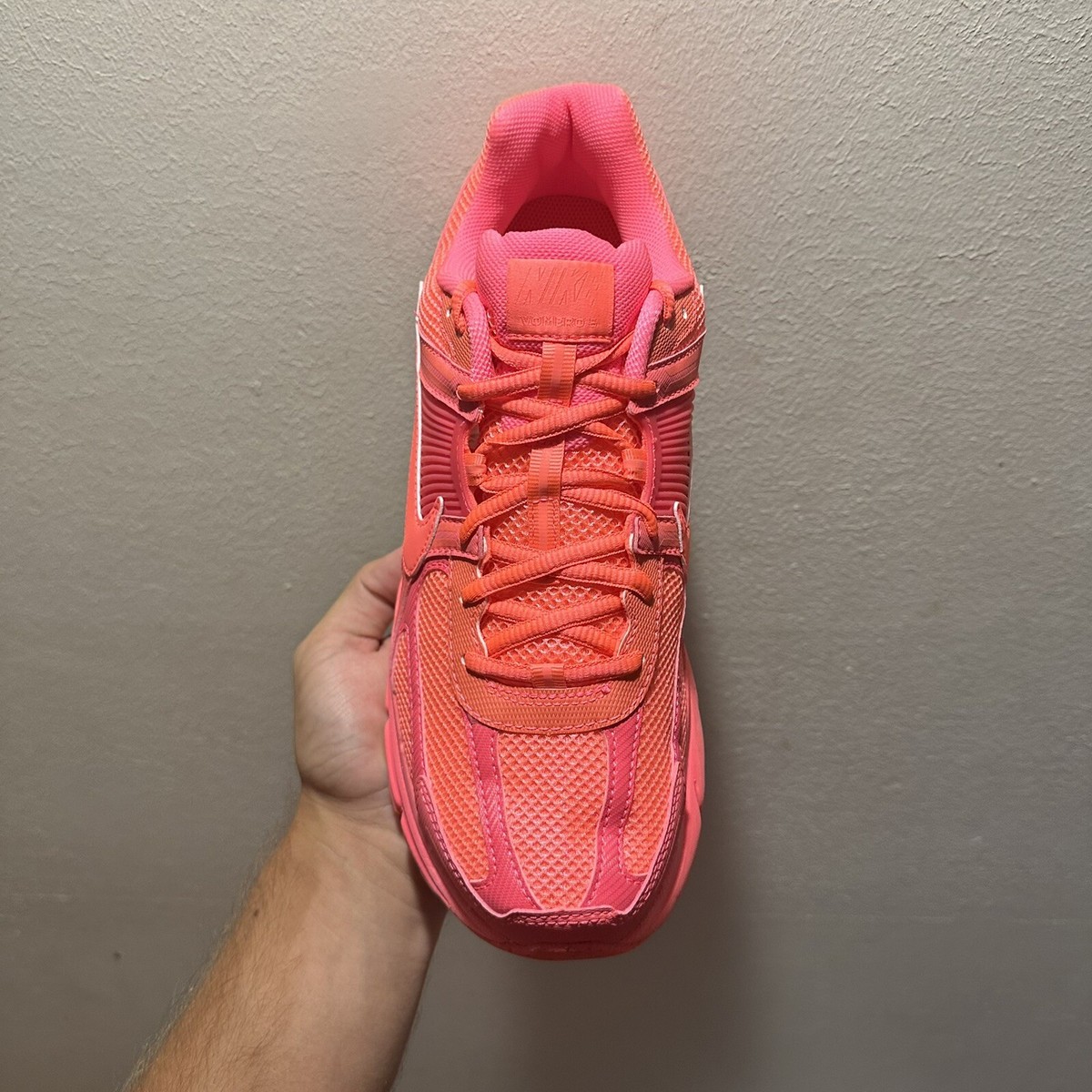 Nike Zoom Vomero 5 Hot Punch Pink Shoes Sneakers New HF5493
