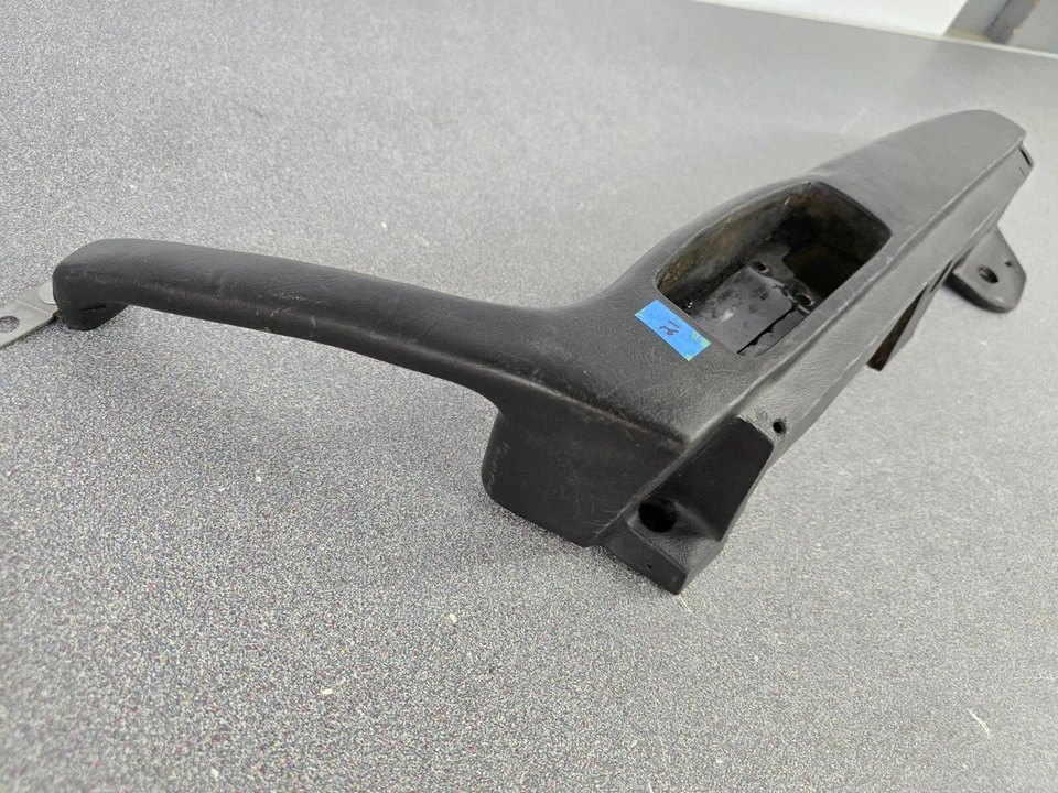USED ORIGINAL GENUINE PORSCHE 911 912 LWB PASSENGERS DOOR HANDLE ARMREST #21 - Image 3 of 4
