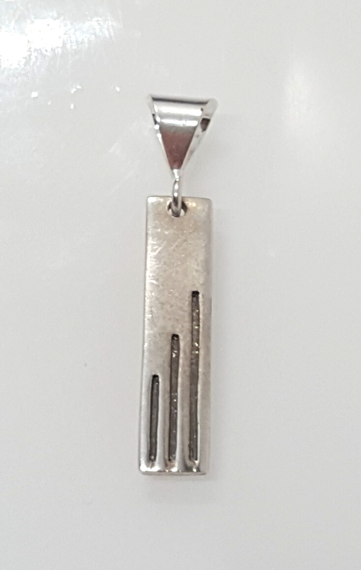 Gorgeous Kit Heath Artistic Rectangular Pendant 9… - image 22