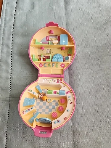 1989 Polly Pocket  Vintage Polly's Cafe Bluebird Toys Comes With 1 Figure