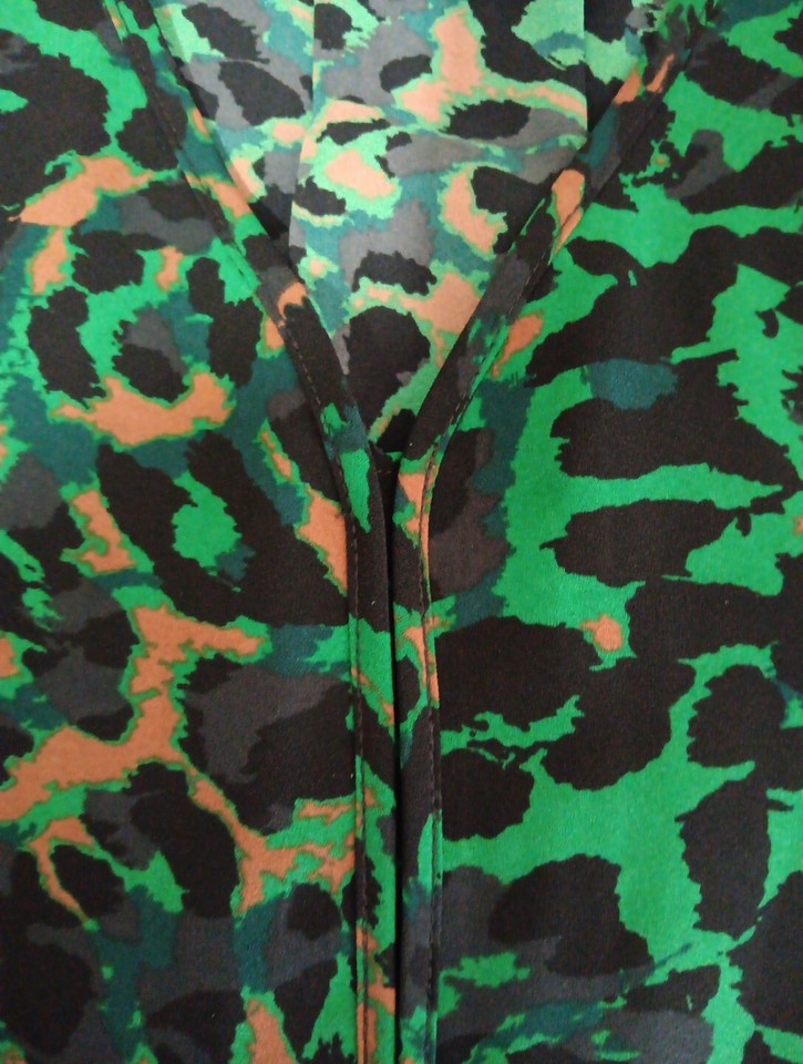 Chicos Top Size 0 Small Green Leopard Animal Print Blouse eBay