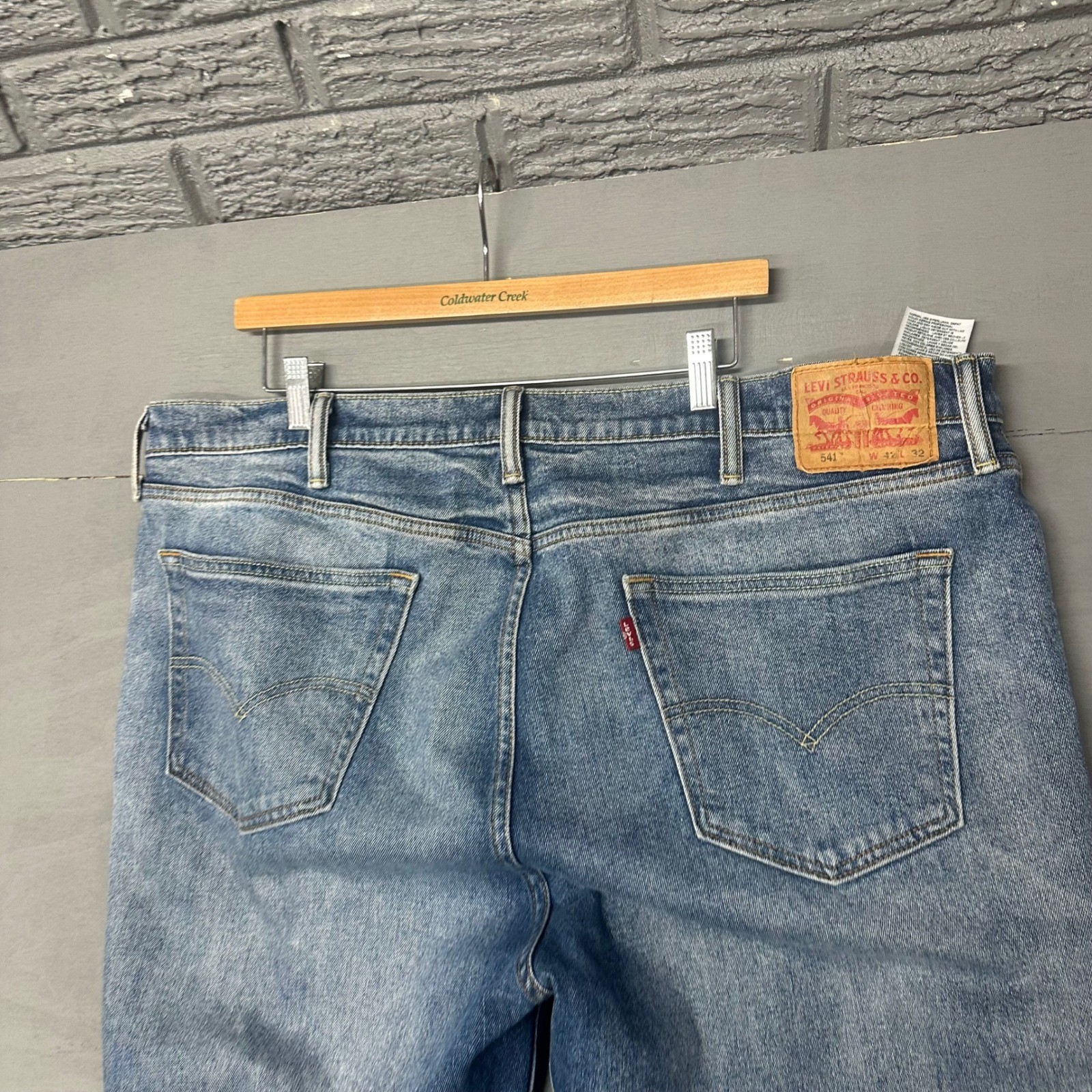 Jeans Blue Wash Size 42x32
