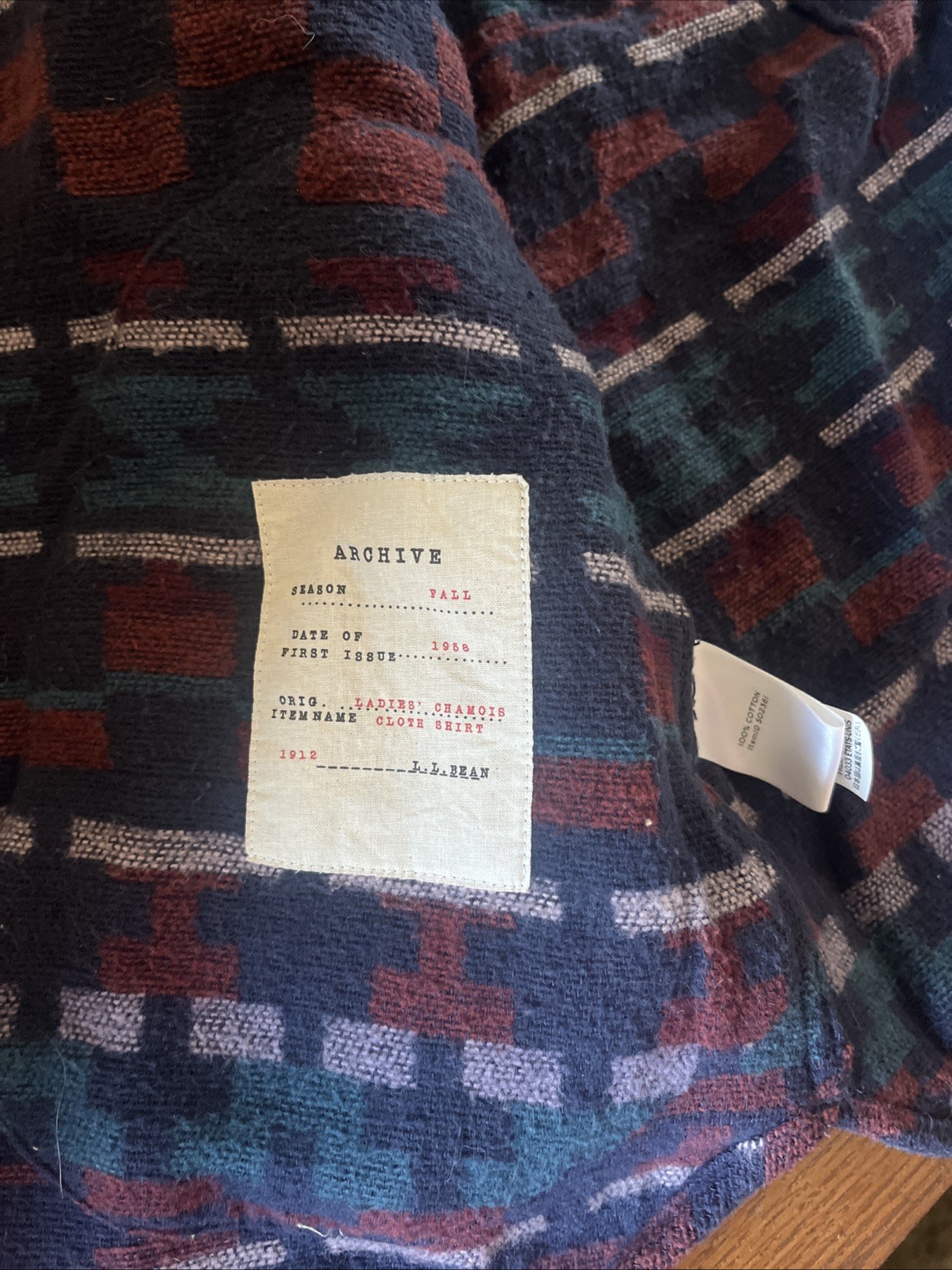 LL Bean Medium Regular Flannel Jacket, 100% Cotton - image 3
