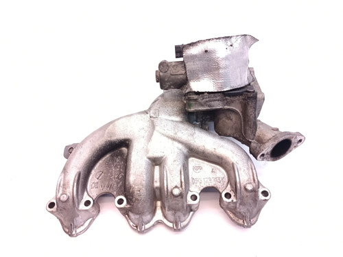 Abgaskrümmer 03G129713K VW Audi Seat Skoda