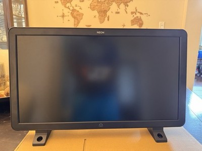 Atomos Neon 24  4K HDR Reference Monitor