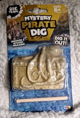 Dig Team - Mystery Pirate Dig - Ages 6+ Fun Activity - New Unopened