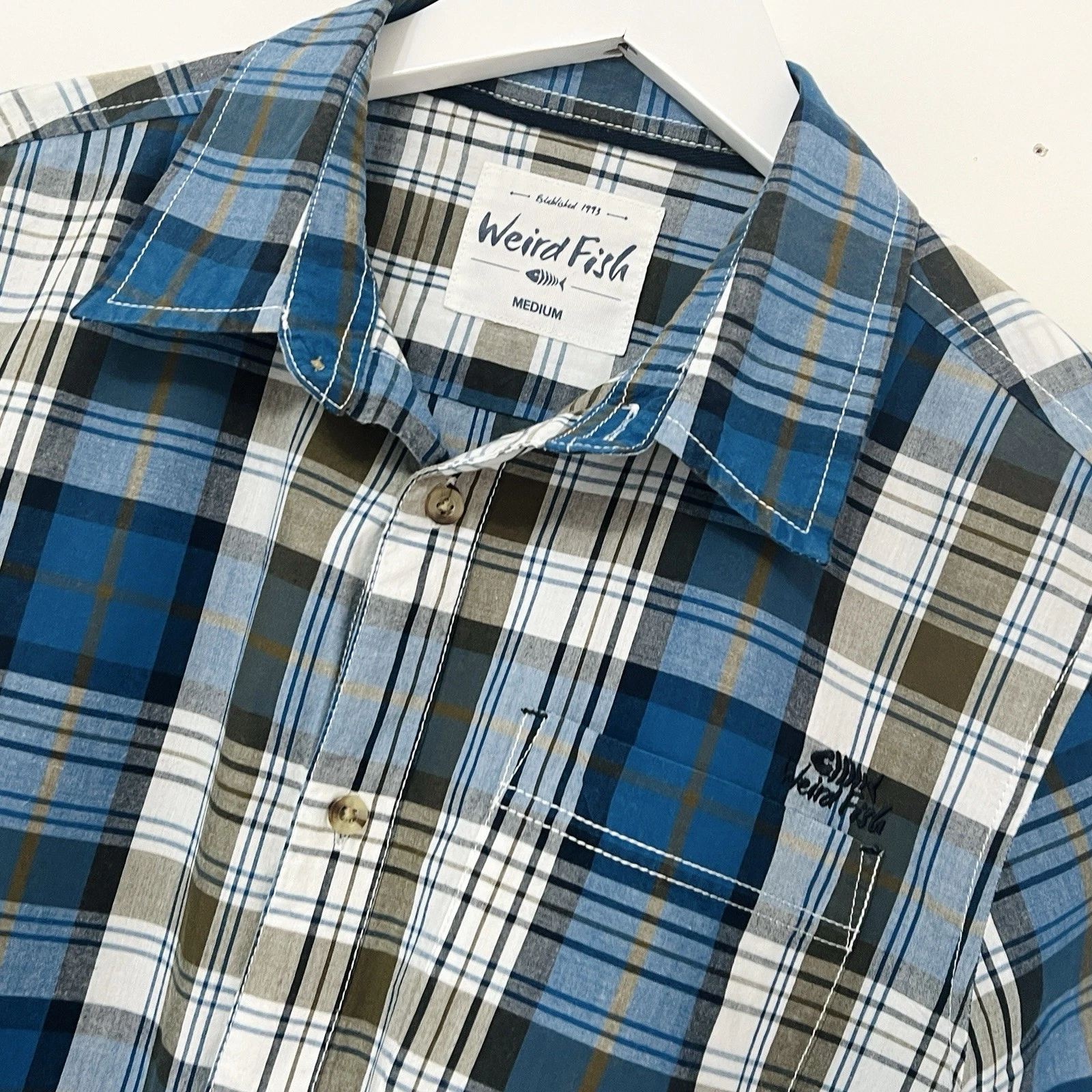 Weird Fish Shirt Size Medium M Mens Long Sleeve Blue White Plaid Cotton