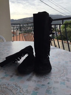 Bottes Femmes Minnetonka Noires Pointure 38 - Photo 1/4