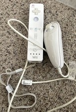 Nintendo Wii White Controller Remote  Nunchuck, Works- OEM Official RVL-003
