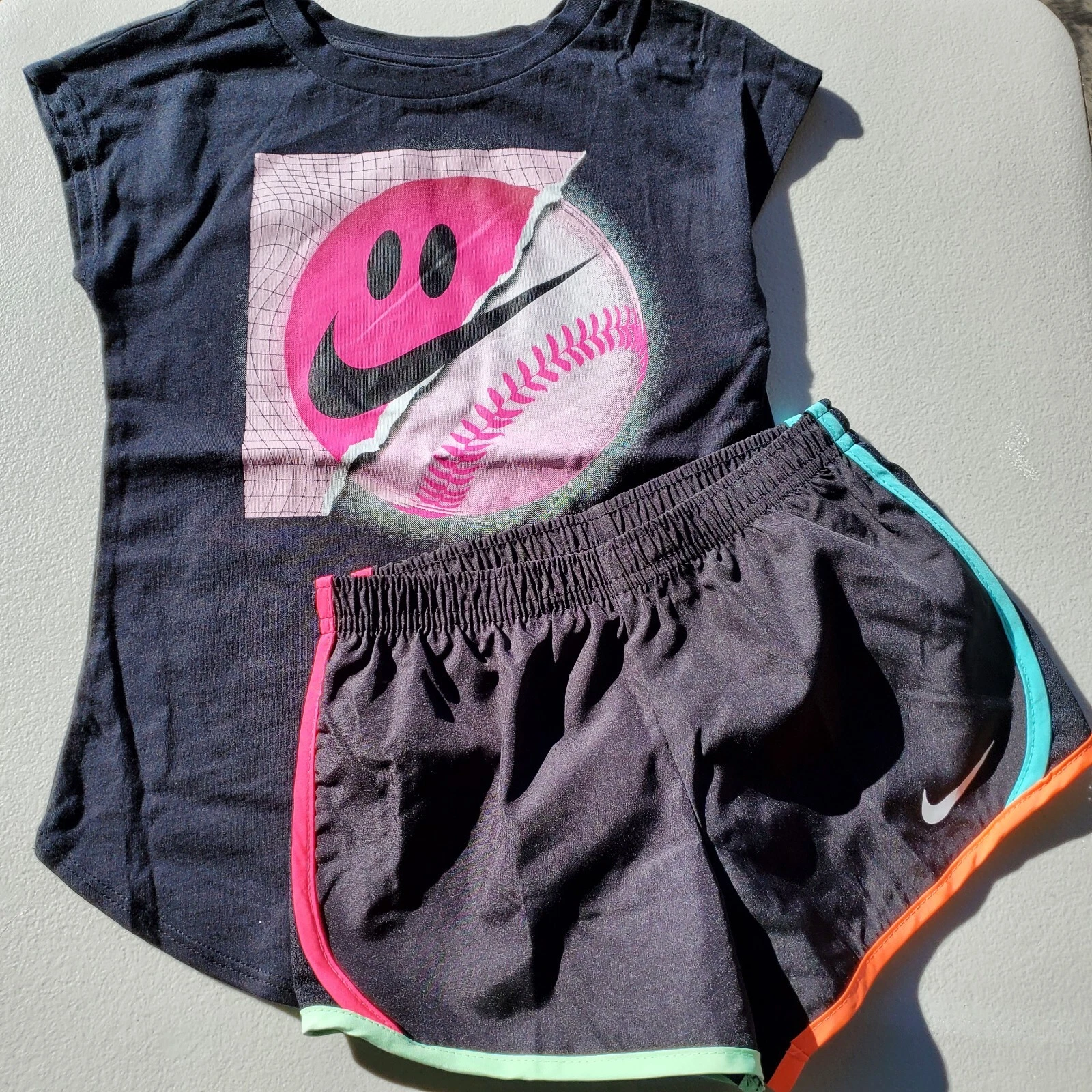 Nike Girls Size 5 Summer Dri-fit Lined Shorts & T-Shirt Baseball Smiley Black