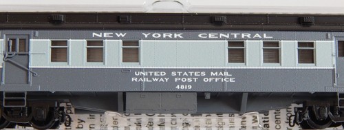 Micro Train N-Scale; NYC NEW YORK CENTRAL RPO heavyweight in two-tone gray. - Picture 2 of 3