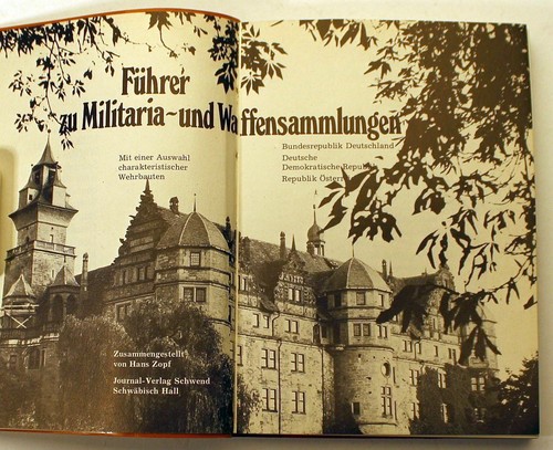 Führer de colecciones militares y de armas - 1977 libro catálogo - Imagen 2 de 6