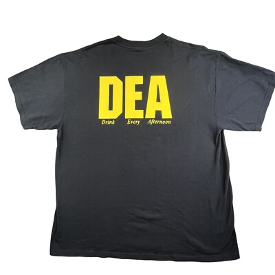 Vintage Dicks Last Resort  DEA Drink Every Afternoon Y2K Men's XL T-Shirt Beach