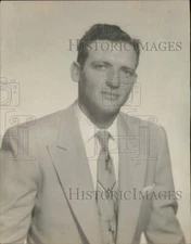 Press Photo House moving firm owner E.L. "Bill" Taylor. - hpa31416