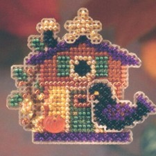 MILL HILL GLASS BEAD KIT Ornament Beaded Cross Stitch HALLOWEEN HOUSE